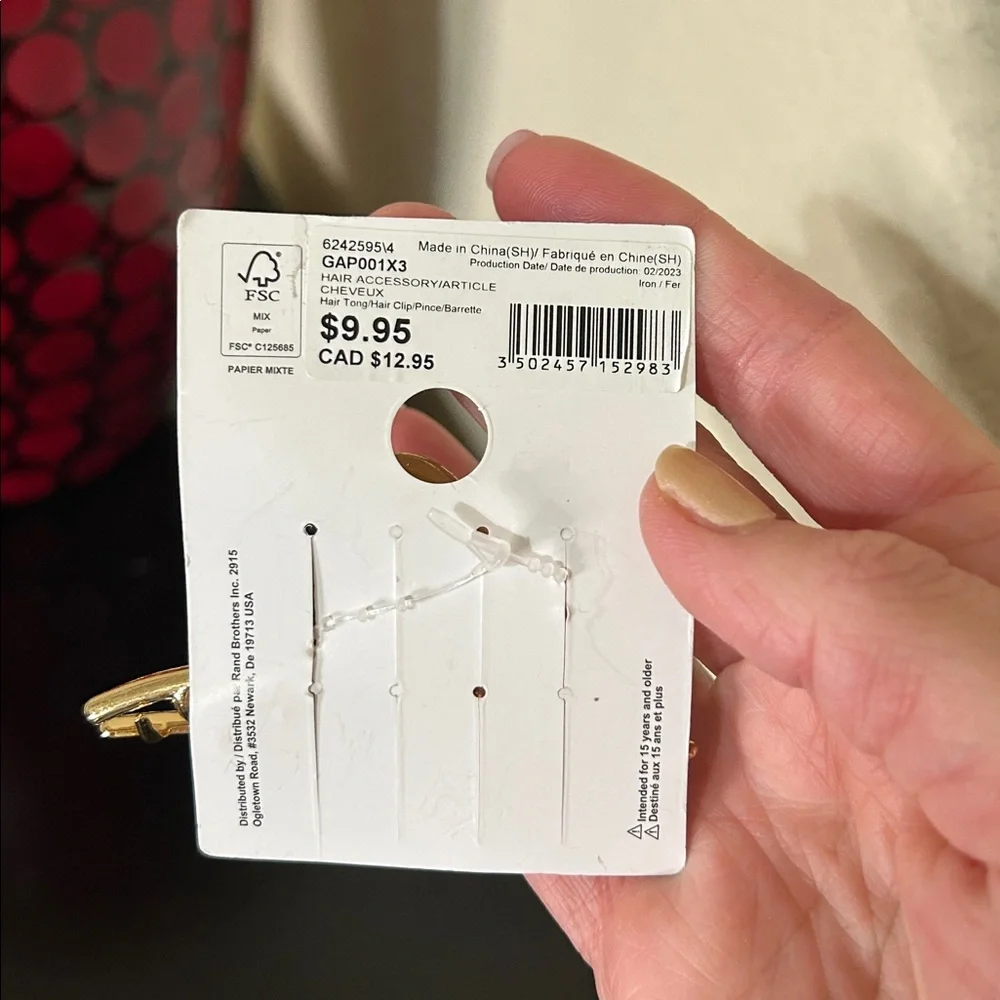 6 Piece Jewelry & Accessory Bundle - Ring Necklace Bracelets Earrings Hair Clip - Picture 14 of 16